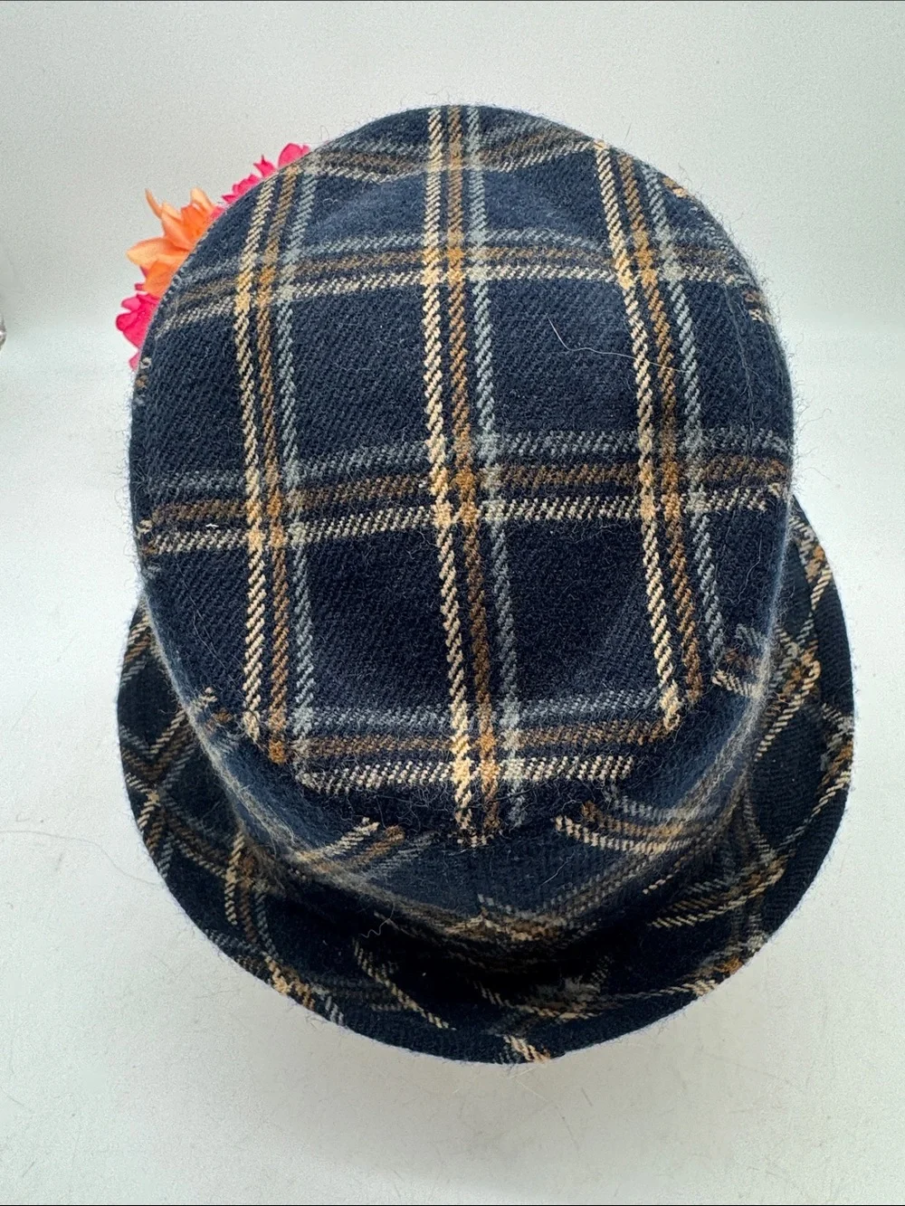 D & Y Plaid Hat with Tan & Cream Windowpane